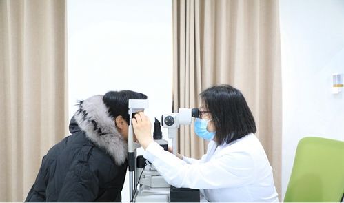 日照正大光明眼科醫(yī)院院長(zhǎng)徐鑫彥 以心為燈,為患者點(diǎn)亮希望的 光